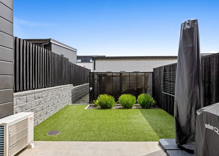  at 40 Pennant Street, Long Bay, North Shore City, Auckland