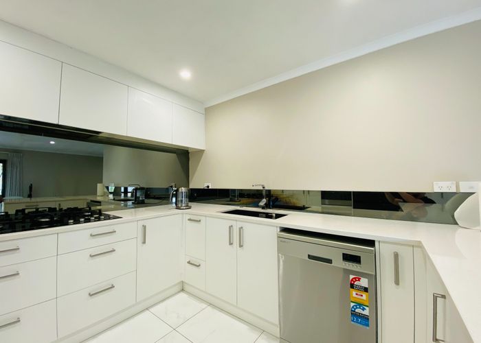  at 42 Accent Drive, Flat Bush, Manukau City, Auckland