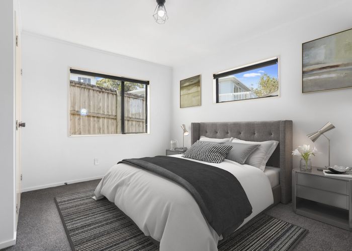  at 4/3 Henry Street, Avondale, Auckland