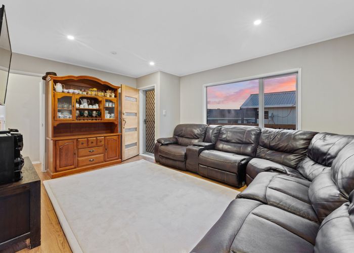  at 12 McGreal Place, Weymouth, Auckland
