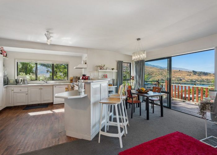  at 19B Woodbury Rise, Queenstown, Queenstown