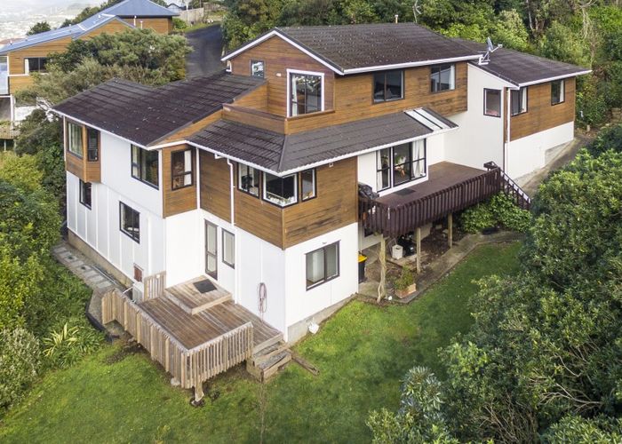  at 16 Ramphal Terrace, Khandallah, Wellington