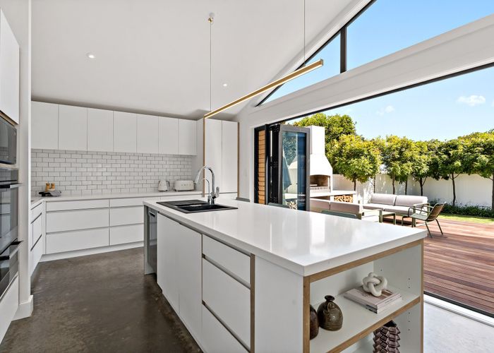  at 21 Leamington Road, Mount Eden, Auckland City, Auckland