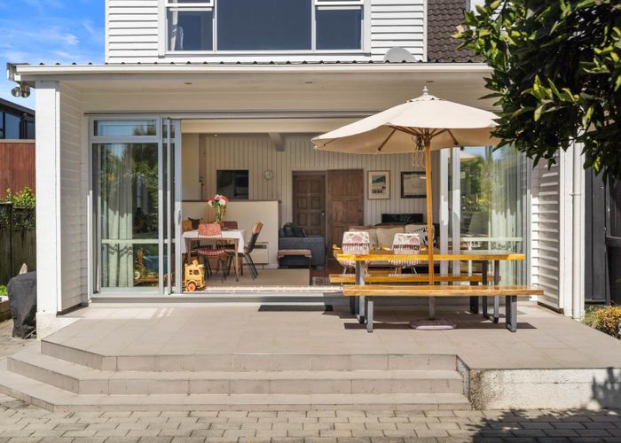  at 6 Tagalad Road, Mission Bay, Auckland