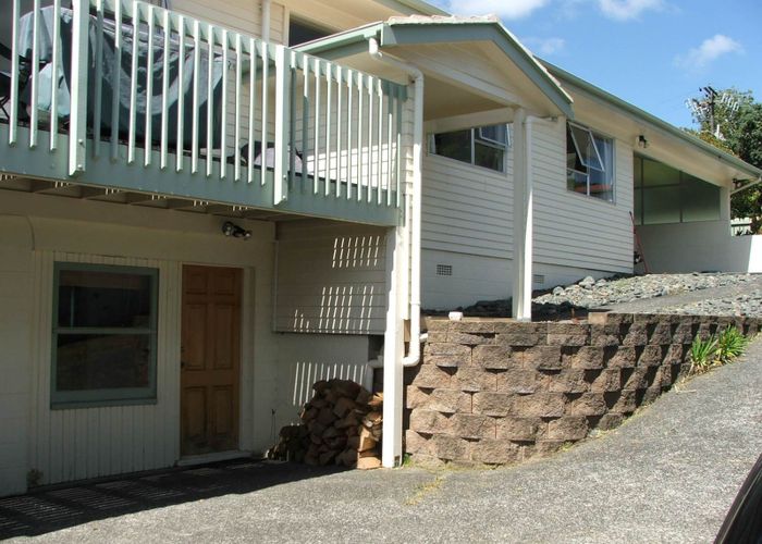  at 17 Meadowvale Avenue, Forrest Hill, North Shore City, Auckland