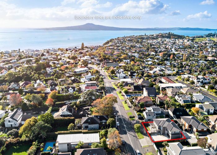  at 122 St Heliers Bay Road, Saint Heliers, Auckland
