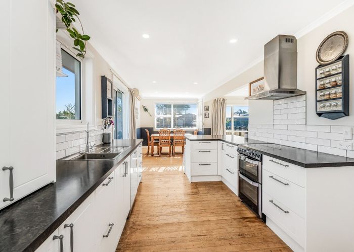  at 15 Longden Street, Darfield, Darfield