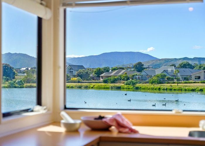  at 172 Tutere Street, Waikanae Beach, Waikanae
