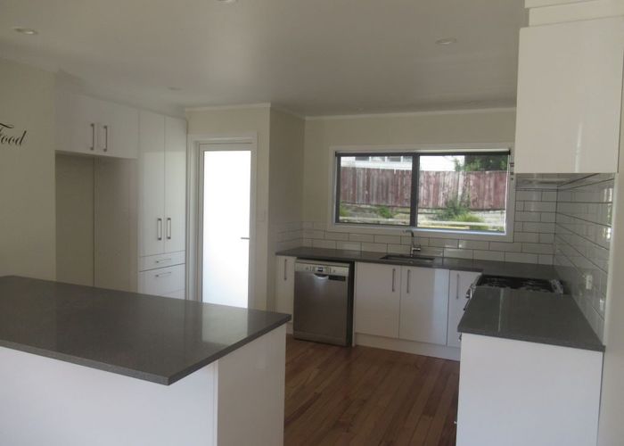  at 10 Grange Park Avenue, Raumati South, Paraparaumu