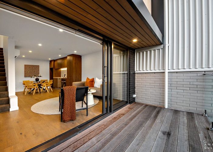  at 7/98 Walker Road, Point Chevalier, Auckland City, Auckland