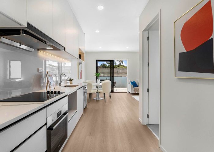  at 11 Farringdon Street, Glen Innes, Auckland City, Auckland