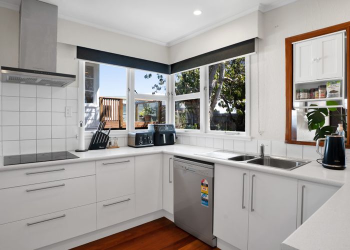  at 542 Devon Street West, Blagdon, New Plymouth