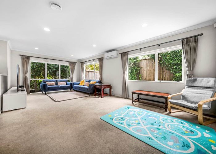  at 5 Viera Drive, Flat Bush, Manukau City, Auckland