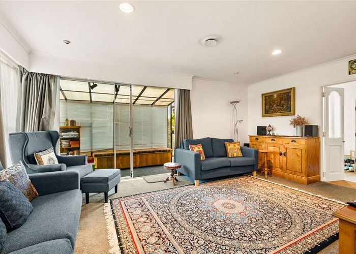  at 27 Allington Road, Massey, Auckland
