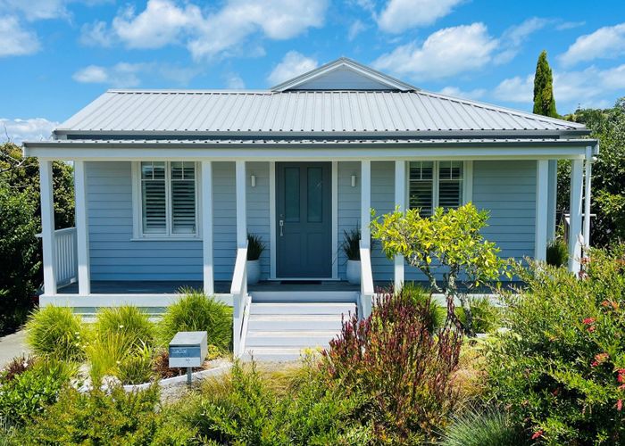  at 34 Mako Street, Oneroa, Waiheke Island, Auckland