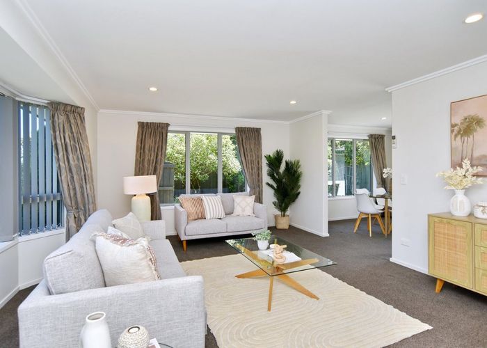  at 4 Hurst Place, Parklands, Christchurch