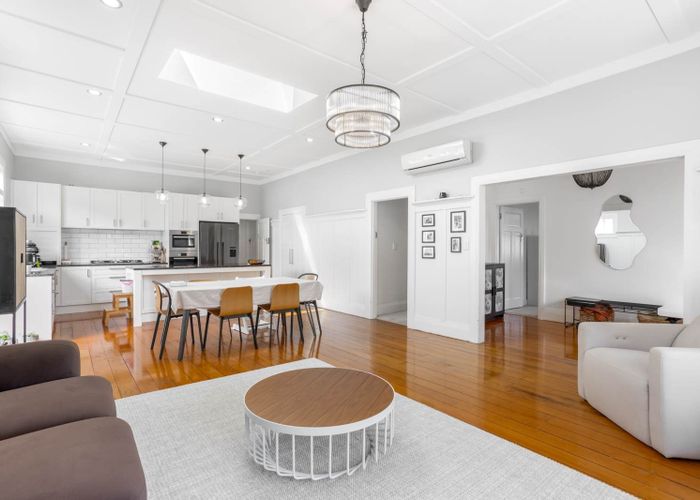  at 309 Lake Road, Hauraki, North Shore City, Auckland