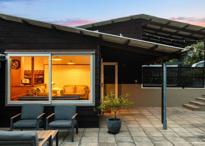  at 26 Martin Crescent, Northcote, North Shore City, Auckland