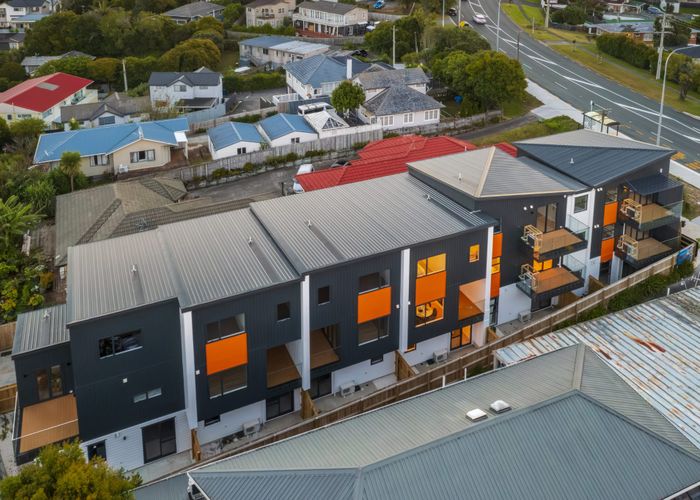  at 1-6  246 Wairau Road, Glenfield, North Shore City, Auckland