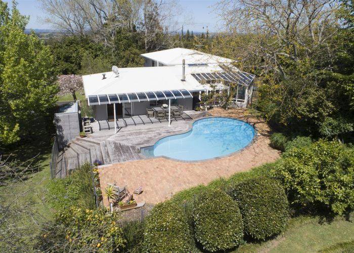  at 1450 Alfriston Road, Manurewa