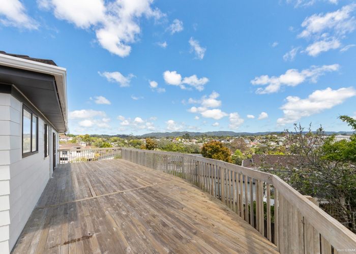  at 72 Sunvue Road, Glen Eden, Auckland