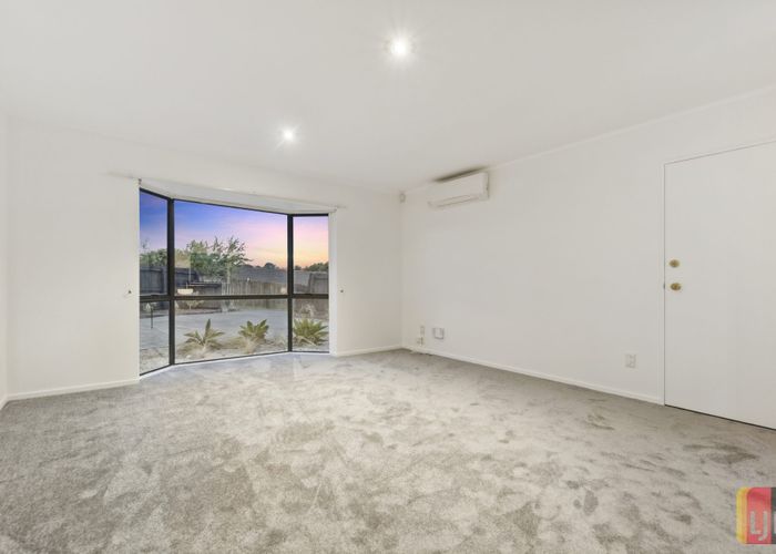  at 18 Randwick Place, Randwick Park, Auckland