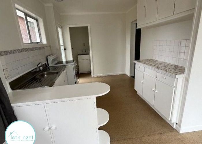  at 54 McKinstry Avenue, Mangere East, Manukau City, Auckland