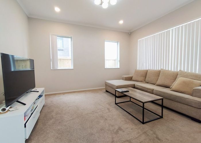  at 8 Ballinabreen Road, Flat Bush, Manukau City, Auckland