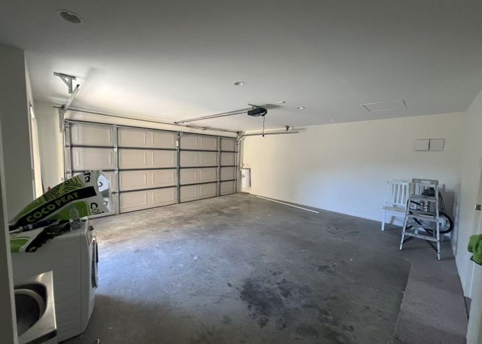  at 2 Deerfield Place, Flat Bush, Manukau City, Auckland