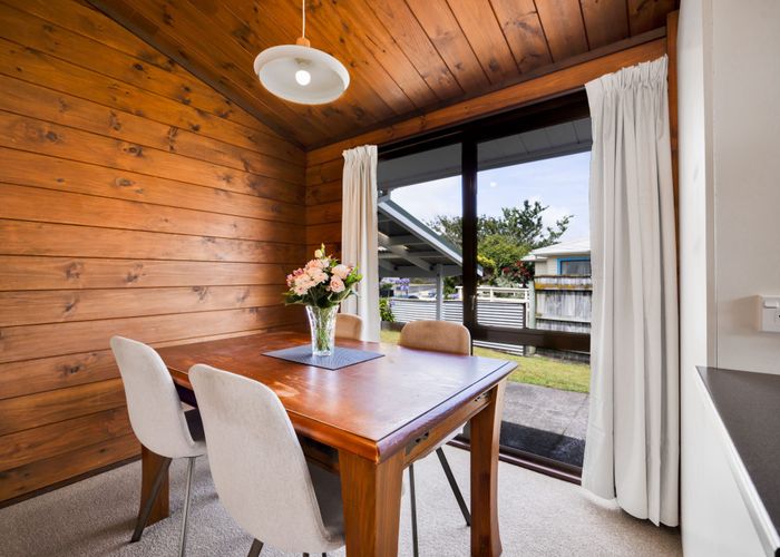  at 23 Rospeath Crescent, Spotswood, New Plymouth