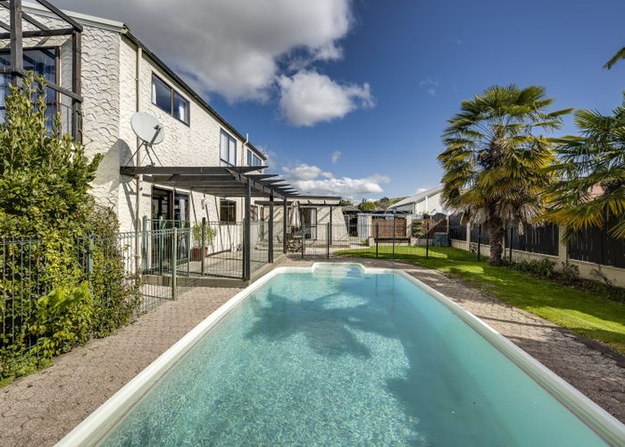  at 14 Bassett Place, Taradale, Napier, Hawke's Bay