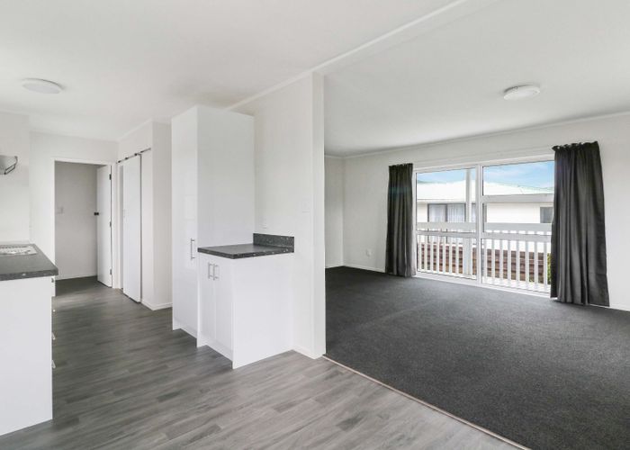  at 111 Holborn Drive, Stokes Valley, Lower Hutt, Wellington