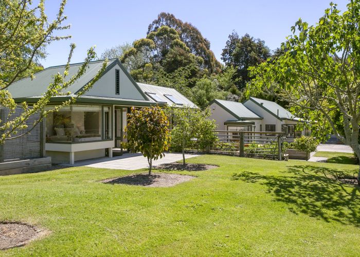  at 71 Gillespie Place, Acacia Bay, Taupō