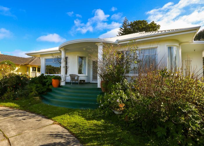  at 34 Douglas Street, Okitu, Gisborne