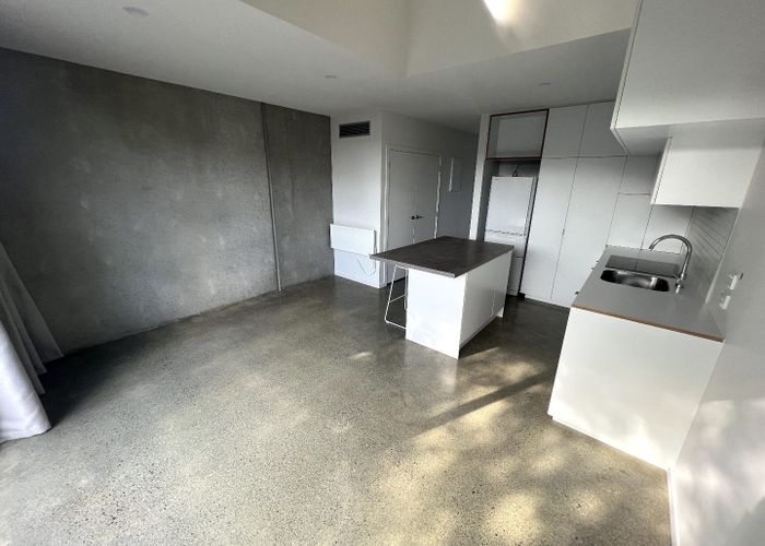  at 5 Te Ara O Paetutu, Petone, Lower Hutt