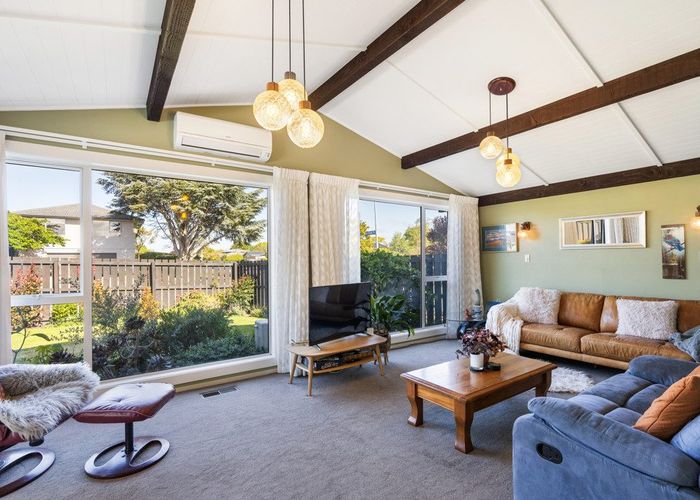  at 4 De Ville Place, Burwood, Christchurch