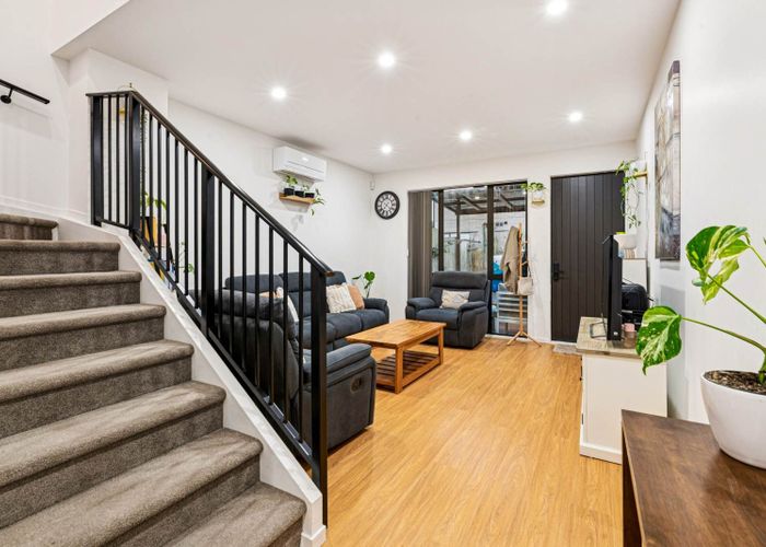  at 17 Dishys Road, Flat Bush, Manukau City, Auckland