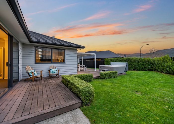  at 7 Don Griffin Grove, Trentham, Upper Hutt