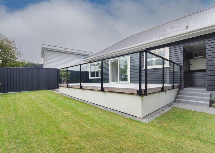  at 27 Ranui Terrace, Tawa, Wellington