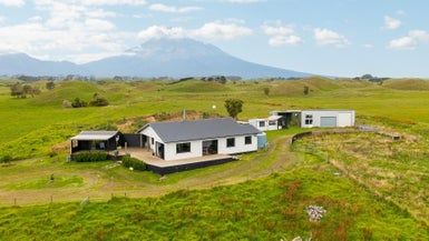  at 6190 South Road, Opunake