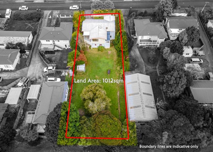  at 36 Woodside Road, Massey, Auckland