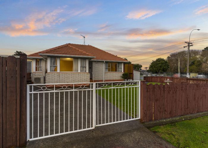  at 51 Tripoli Road, Panmure, Auckland