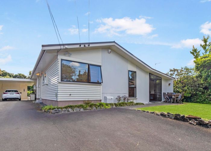  at 8 Beverley Crescent, Hillcrest, Hamilton