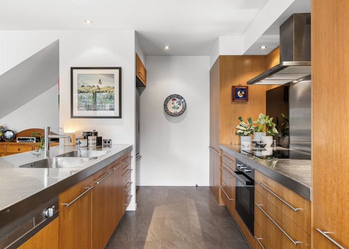  at 54 Glandovey Road, Fendalton, Christchurch City, Canterbury