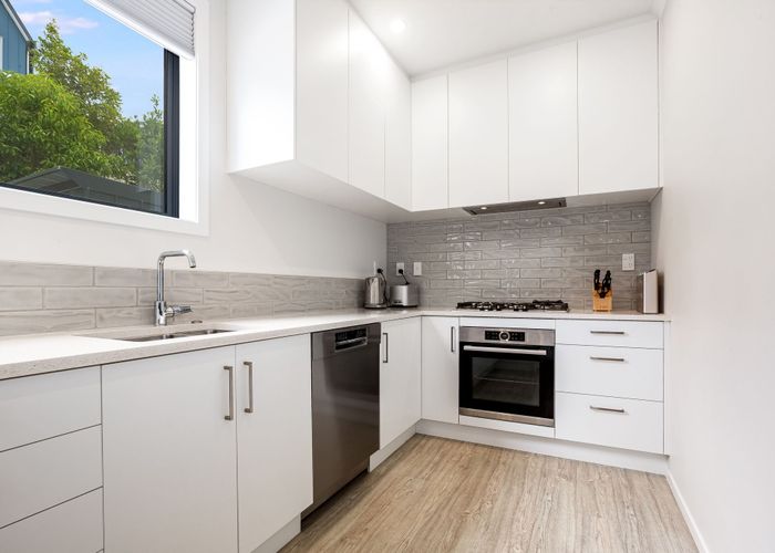  at 21 Koreke Close, Kenepuru, Porirua, Wellington