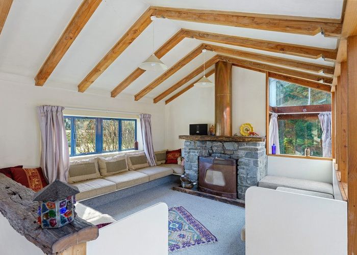  at 224 Main Road South, Raumati South, Paraparaumu