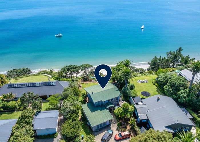  at 9 Pah Road, Onetangi, Waiheke Island, Auckland