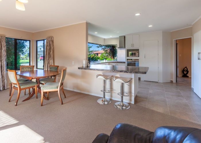  at 6 Bishops Close, Greenmeadows, Napier