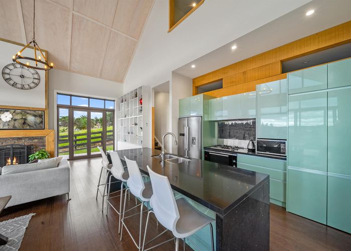  at 85 Spur Road, Stillwater, Silverdale