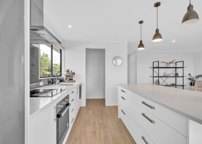  at 8 Awatere Place, Snells Beach, Rodney, Auckland